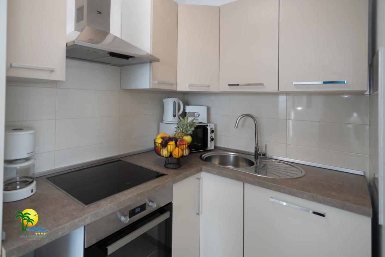 Villa Green Palm Vrsar Bagian luar foto